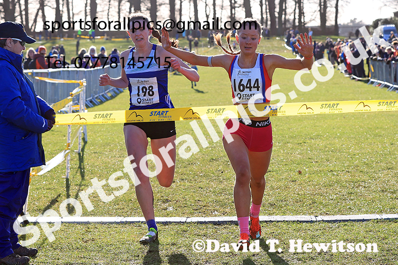 Junior Womens 2025 Northern Cross Country Champs, Tatton Park, Knutsford, Cheshire. Photo: David T. Hewitson/Sports for All Pics